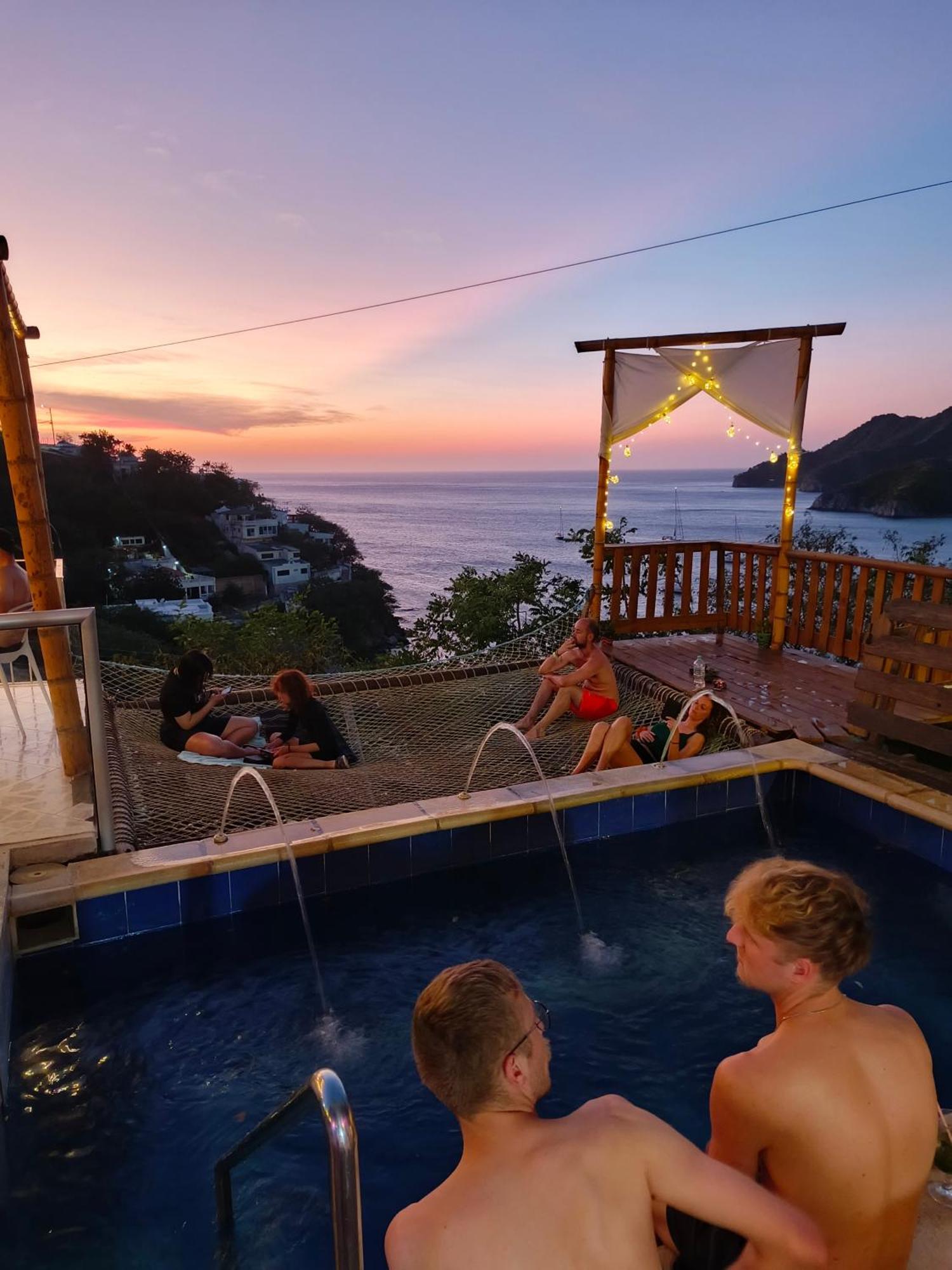 Apartahostal Tayrona colors Taganga Exterior foto